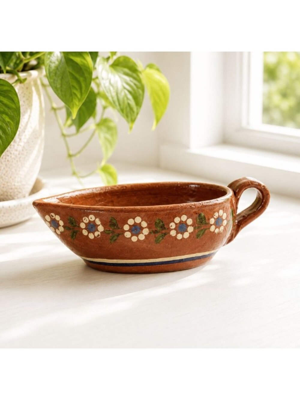 Vintage Hand-Crafted Ceramic Gravy Boat With Floral Motif And Handle Brown & Blu